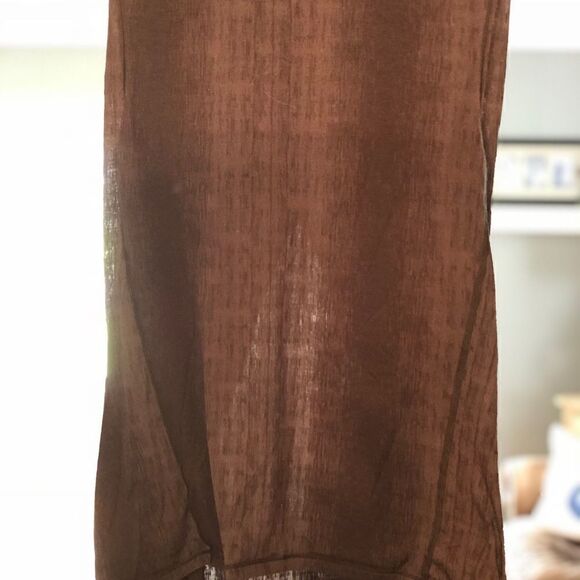 EUC Lululemon Salutation to Savasana Tank - Picture 7 of 8